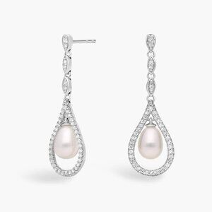 Blue Nile Vintage-Inspired Freshwater Cultured Pearl White Topaz Drop Earring